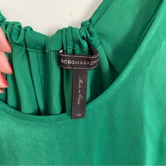 BCBG Malachite green satin shift dress - Picture 6 of 6